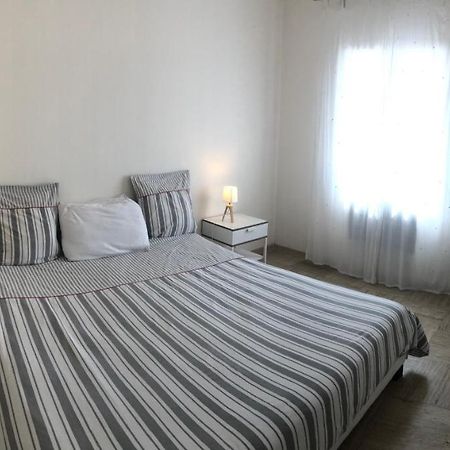 Spacieuse chambre du rucher naturaile Montagnac  Extérieur photo